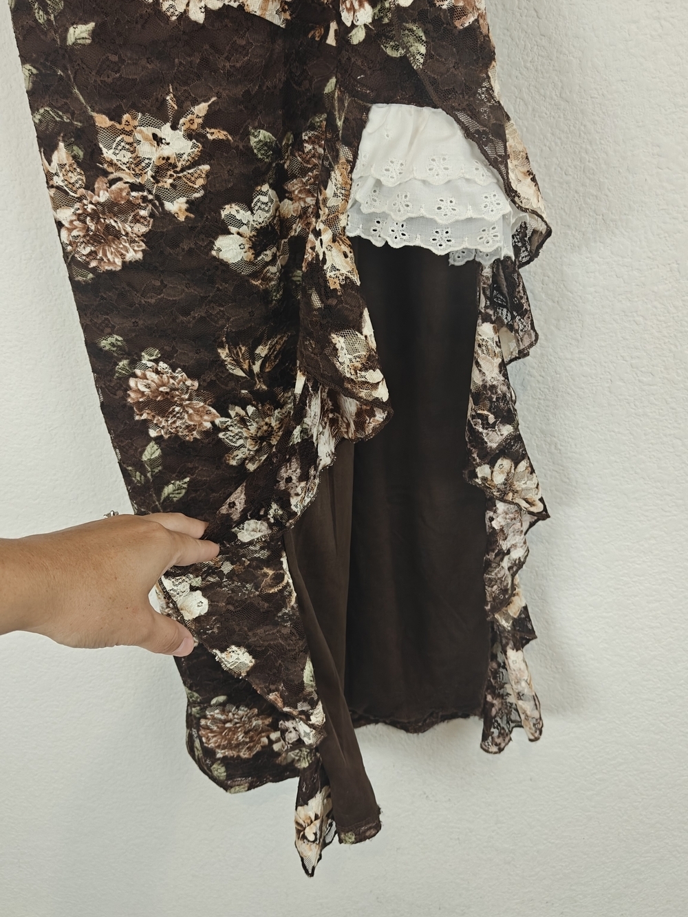 J for Justify Floral Lace Strapless Midi Dress Brown Romantic Ruffle Side Slit M - Picture 4 of 16